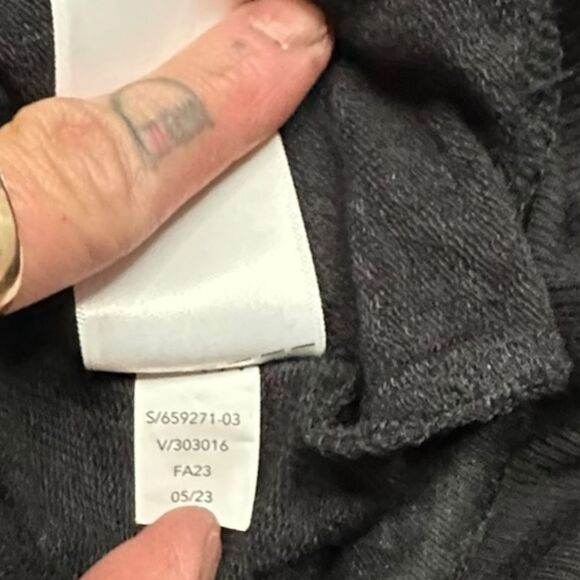 ATHLETA Women’s Black Short Sleeve Step Forward Sweatshirt Tee Size Small Petite - Picture 7 of 8